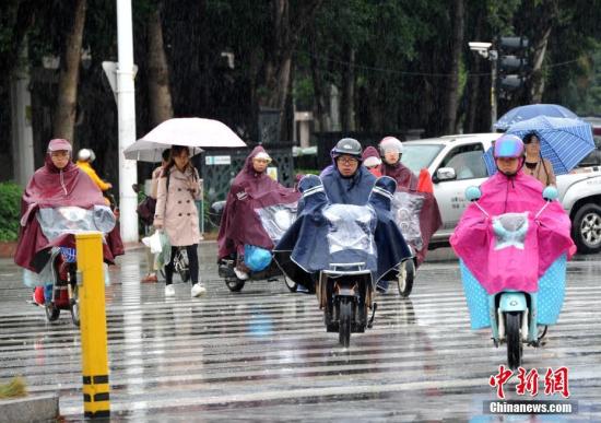 冷空气继续影响华南 广东广西等地有雷暴大风或冰雹