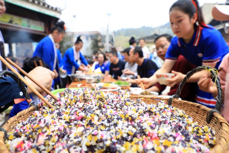 贵州黎平：侗寨欢度“春社节”