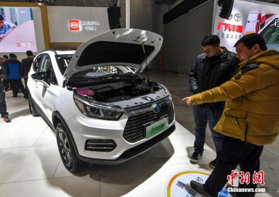 中国调整新能源汽车推广应用财政补贴政策