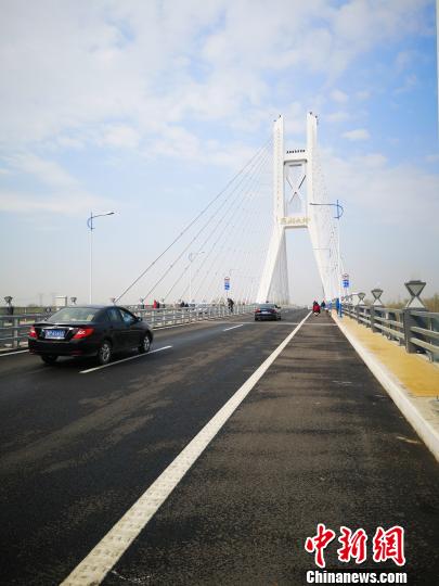 燕潮大桥今日通车 北京六环开车15分钟到河北燕郊