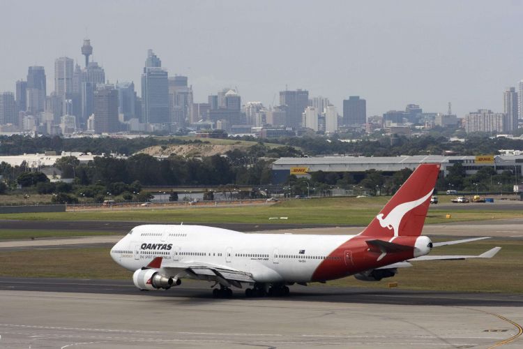 悉尼机场控制塔台检测到烟雾 航班被暂时禁止