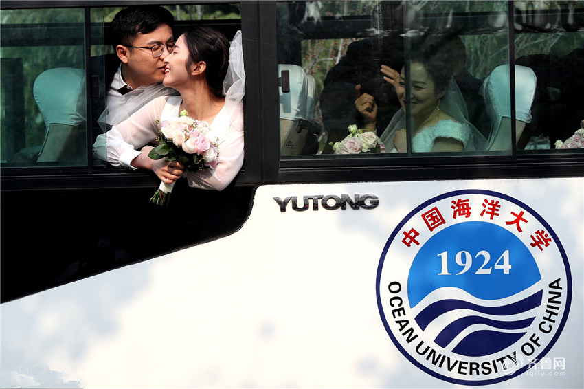 相约樱花季 中国海洋大学66对校友进行集体婚礼