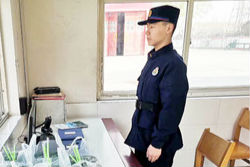 小长假期间淄博消防员收到多份匿名礼物 愿每一次出警都平安归来