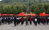 纪念五四运动100周年 淄博394名新团员在黑铁山集中入团宣誓