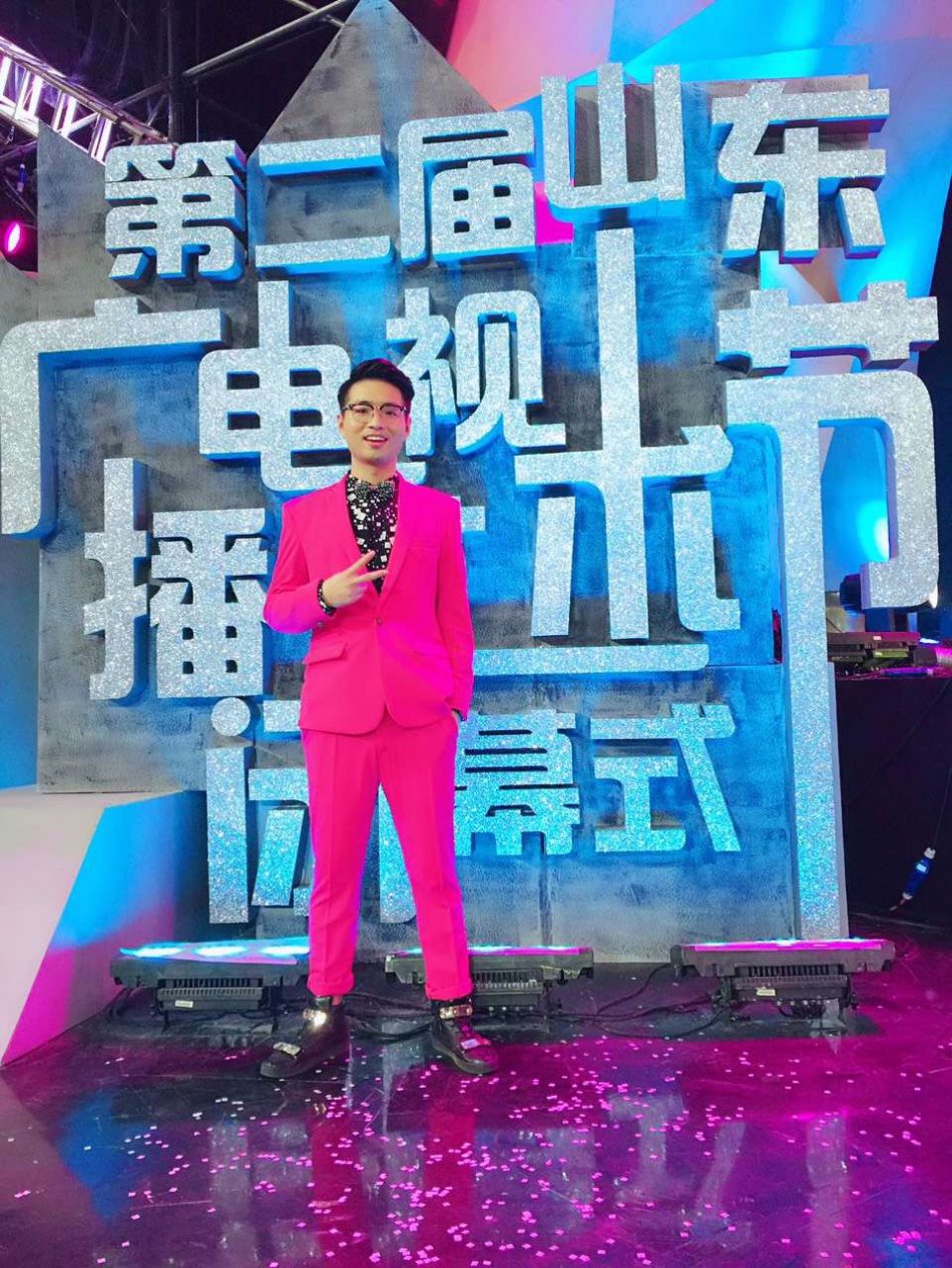 山东广播电视台公共频道主持人刘希睿