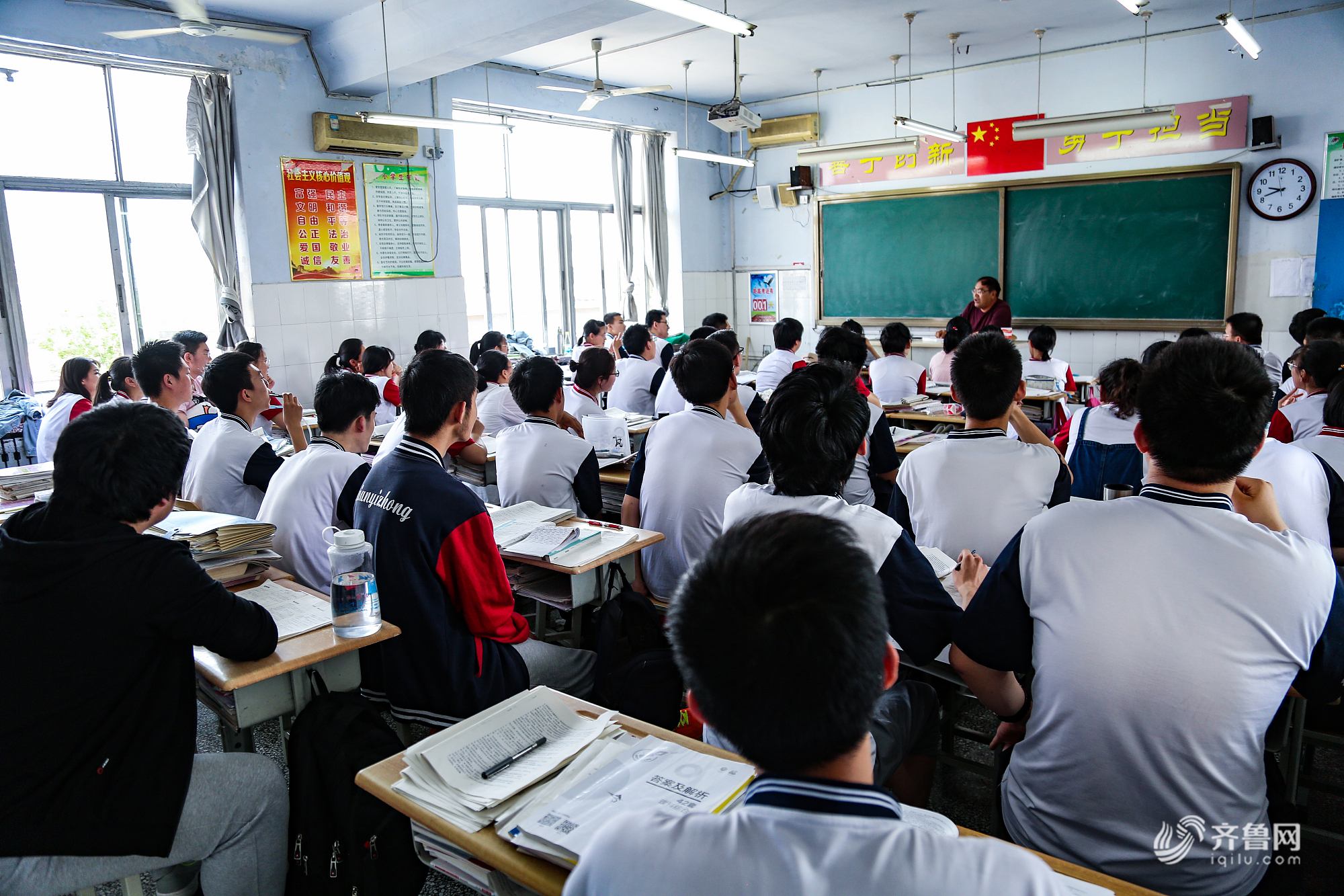 又到一年毕业季 实拍高三学生"最后一课"