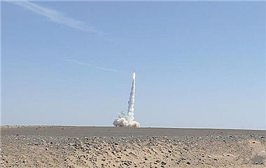 中国捷龙一号火箭成功实现“一箭三星”发射