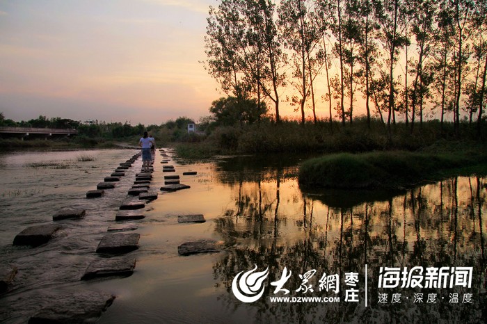 组图：台儿庄涛沟河的秋色暮歌