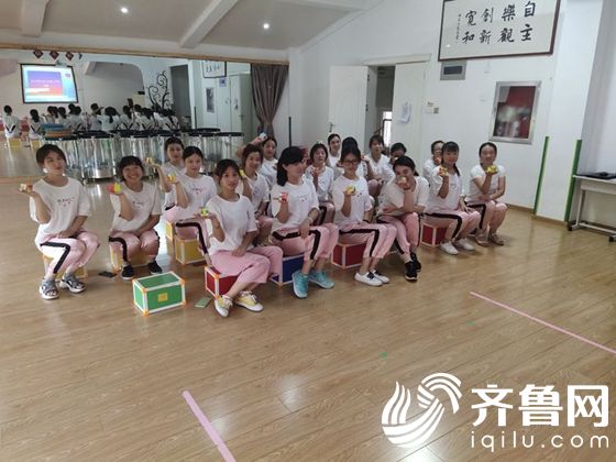 济南市天桥区六谊之歌幼儿园举行教师魔方技能大赛