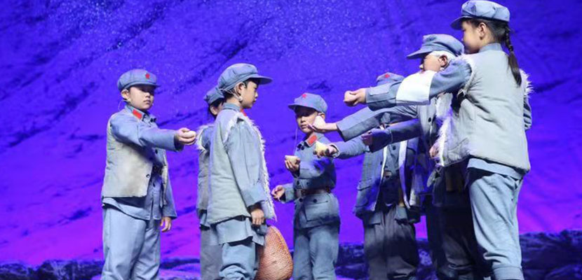 儿童舞台剧《丰碑》济南首次公演 为学龄儿童“量身打造”