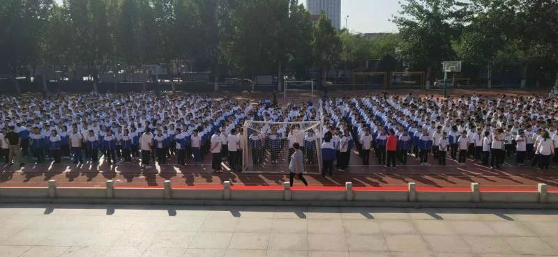 济南舜耕中学举行防震应急疏散演练