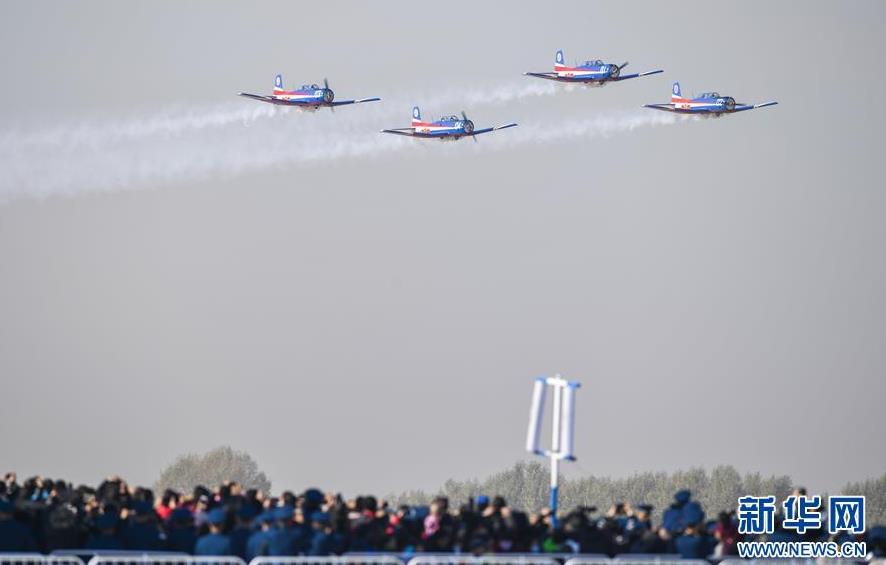 庆祝人民空军成立70周年航空开放活动吉林长春举办
