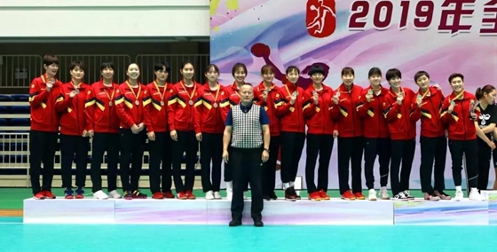 全国女子手球锦标赛山东摘银创近年最好成绩