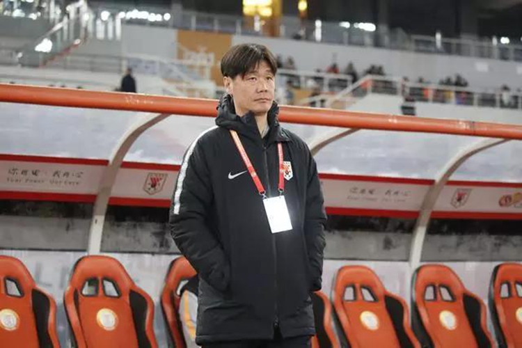 厉害了！足球教练排名李霄鹏中国本土最高