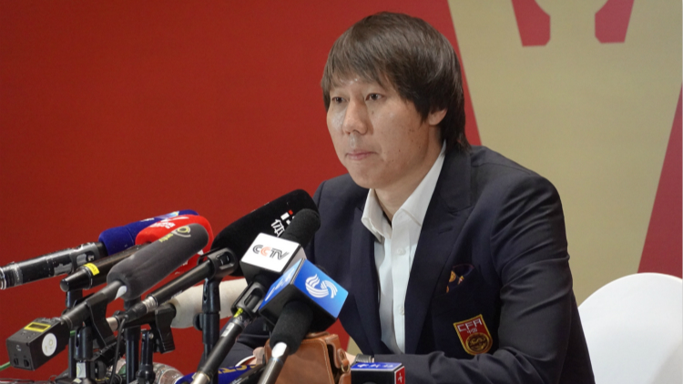 李铁出席中国国家足球队新帅上任新闻发布会
