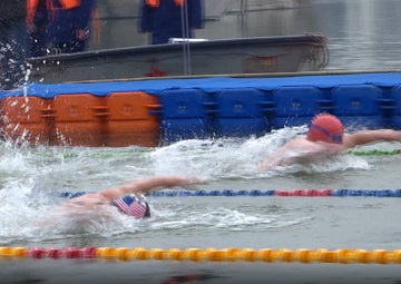 36秒｜蛙泳、蝶泳、自由泳精彩纷呈，国内外600余名选手竞技古运河