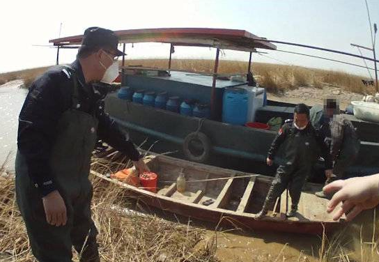东营连续查处两起保护区内非法捕捞水产品案件