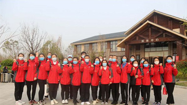淄博28名援助湖北医护人员今日回家