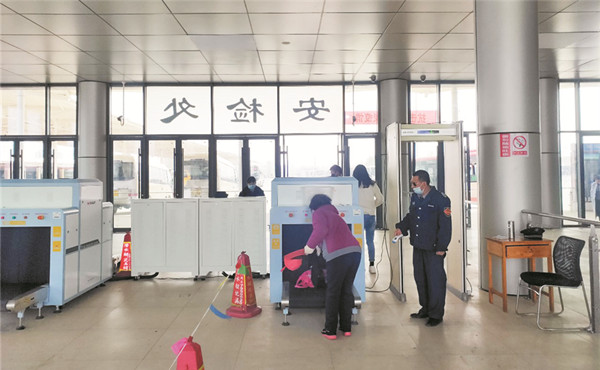 淄博公交东站改造完工启用 看电子站牌可了解公交车运行轨迹