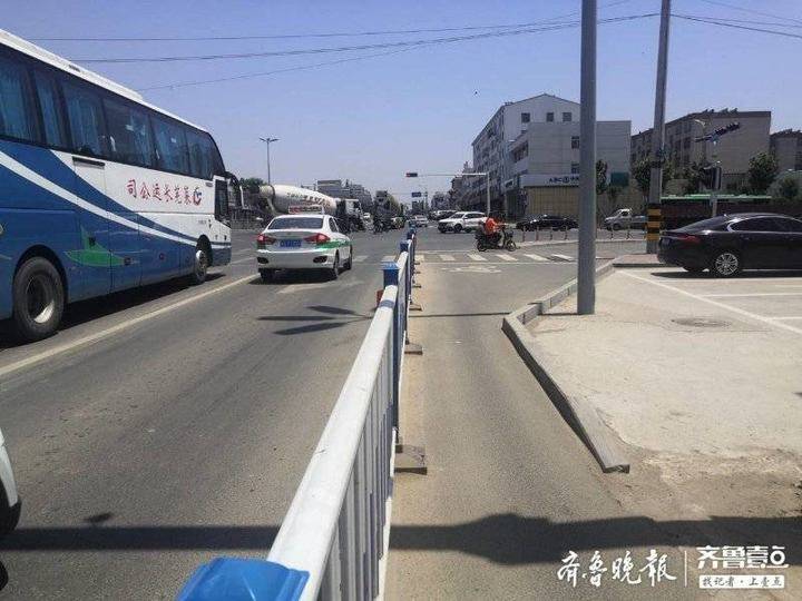 泰安省庄镇一非机动车道仅“一米”宽 附近居民通行难
