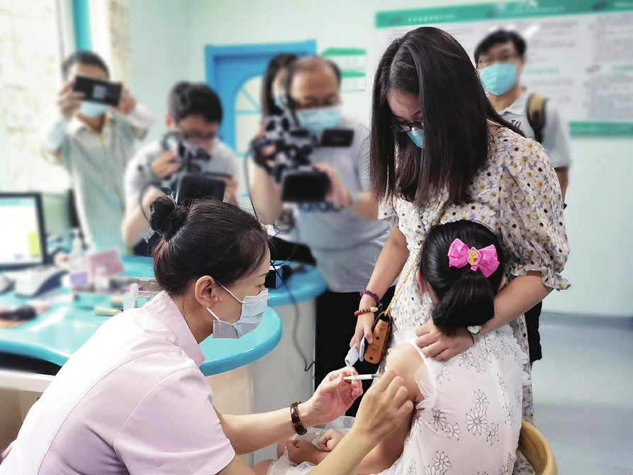济南首针国产HPV二价疫苗接种完成 接种者为9岁女孩