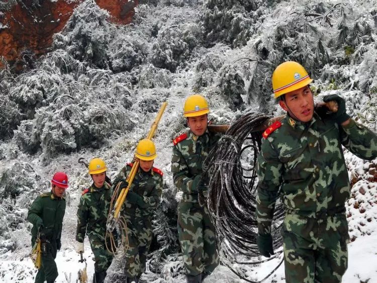九八抗洪的武警水电部队,今天的央企中国安能再上前线