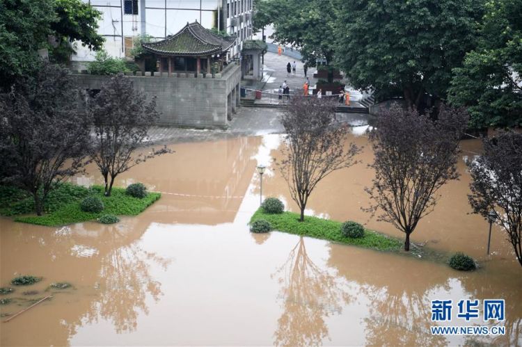 （防汛抗洪）（2）重庆：千年古镇磁器口部分受淹