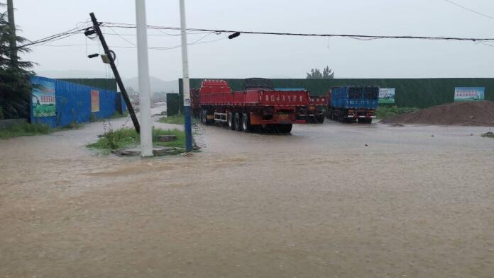 暴雨突袭，沂南县县区和部分乡镇降水量突破300mm