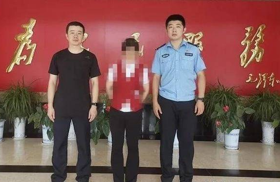 广饶公安侦破全省首例金融机构员工参与买卖国家机关证件犯罪案件