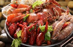 本地海鲜陆续上市,肥美虾蟹供潍坊市民尝鲜