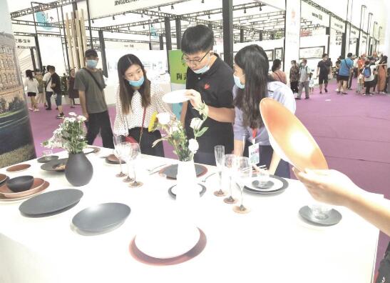从本地陶瓷创新到世界名窑荟萃 第二十届陶博会更加凸显国际范
