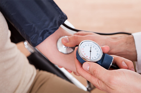 高血压患者：做好血压管理，安稳过秋冬