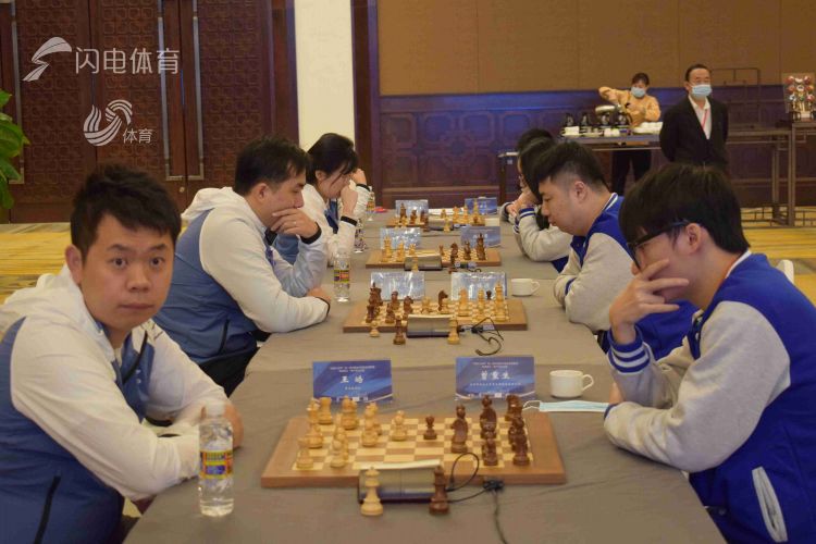 青岛城阳队VS深圳市佳兆业曾重生国际象棋俱乐部.jpg