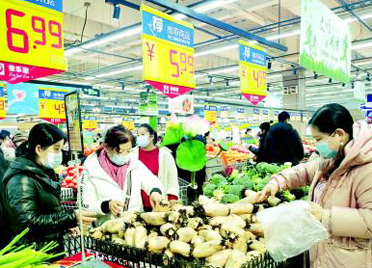 潍坊市面难寻低价菜 受恶劣天气和春节临近影响还有可能继续攀升