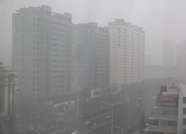 潍坊这次大雾天气为何持续时间这么长？