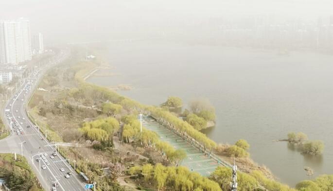 受沙尘影响临沂市出现重污染天气 首要污染物为PM10