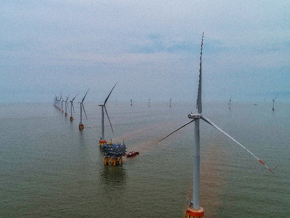 浙江省最大海上风电场群正式并网运行 