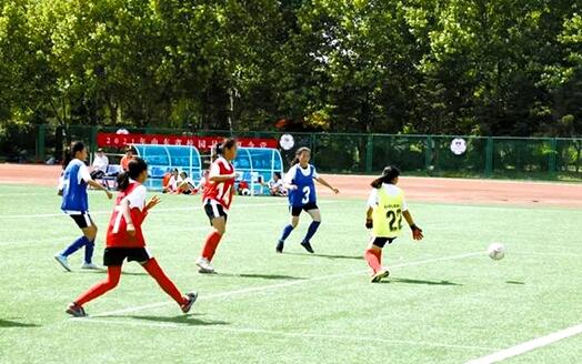 全省校园足球夏令营在临沂举行 千余师生绿茵争锋