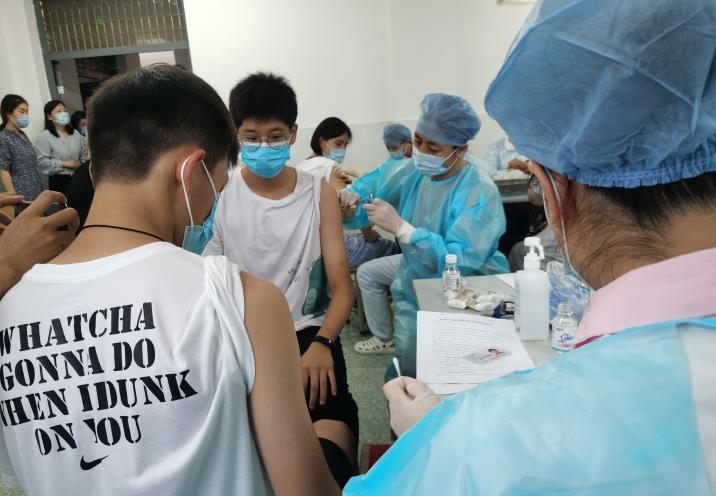 目击｜枣庄市有序推进15-17岁青少年新冠疫苗接种