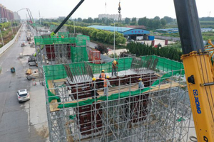 淄博快速路主线桥桩基施工进度过半