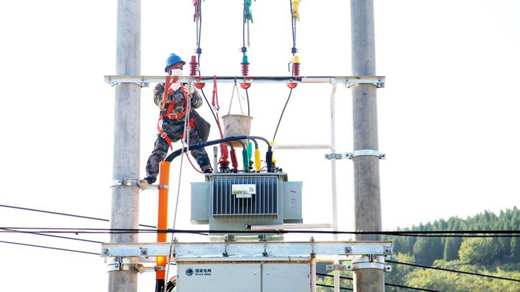 博山供电为28951户“煤改电”群众提供电力支持