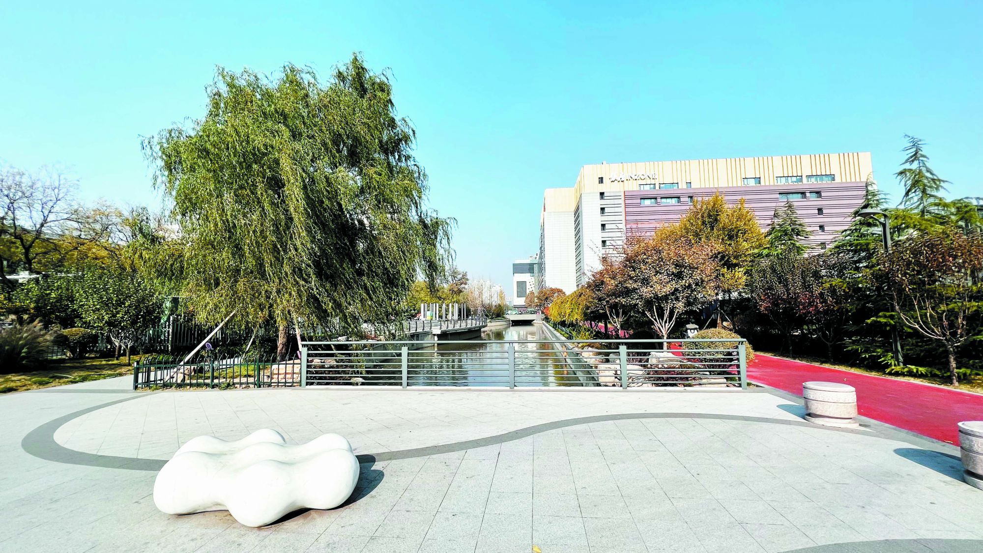 华丽变身！实施综合整治后猪龙河成淄博中心城区生态长廊