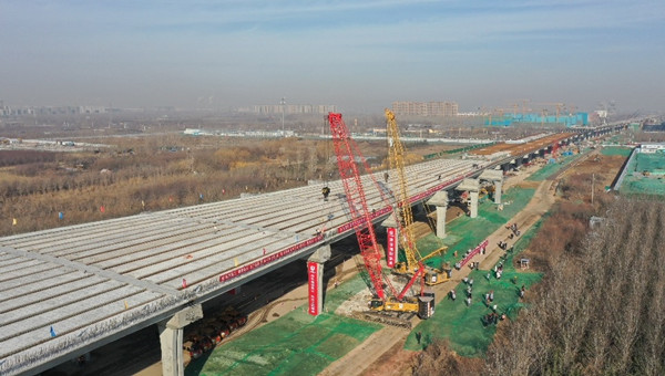 淄博城市快速路原山大道主线桥全面贯通 213天一桥飞架南北