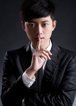 李鑫