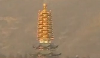 河北景区建30.7米高“金元宝塔”引发争议