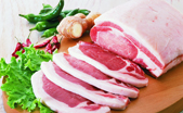猪肉价格持续走低 每斤便宜2块钱