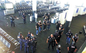 洛杉矶机场枪击案 多人受伤