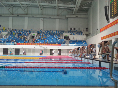 淄博举办市民游泳公开赛 倡导全民健身