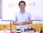 化学神师将厨房秒变实验室 现场教李咏鉴定红酒
