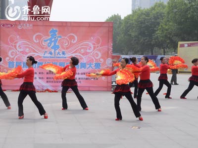 潍城赛区——圆梦舞蹈队《珊瑚颂与张灯结彩串烧》